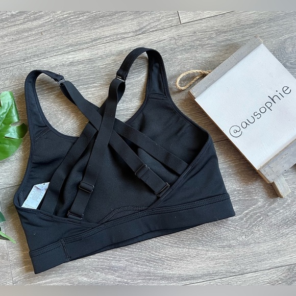 Nike Impact High Support Strappy Sports Bra in Black. Size S - Picture 7 of 9